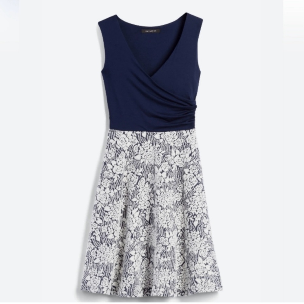 Hailey 23 Blue White Floral Kerrigan Knit Dress